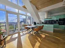 Prodej atypického bytu, Praha - Smíchov, Kobrova, 172 m2