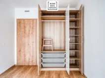 Pronájem bytu 2+kk, Praha - Vysočany, Kolbenova, 55 m2