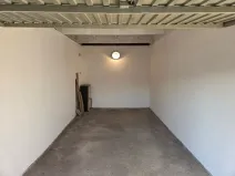 Pronájem garáže, Hradec Králové, U Mostku, 17 m2