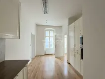 Pronájem bytu 2+1, Plzeň, náměstí Republiky, 69 m2