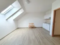 Pronájem bytu 1+kk, Praha - Slivenec, Ke Smíchovu, 31 m2