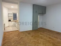 Pronájem bytu 1+kk, Hradec Králové, Velké náměstí, 45 m2