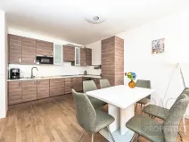 Prodej bytu 3+kk, Praha - Radlice, U Dívčích hradů, 89 m2