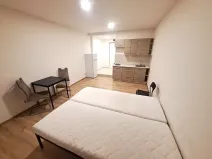 Pronájem bytu 1+kk, Praha - Radotín, Vrážská, 27 m2