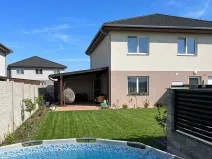 Prodej bytu 3+kk, Polerady, 79 m2