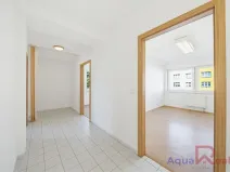 Prodej bytu 4+kk, Karlovy Vary, Okružní, 99 m2