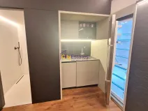 Prodej kanceláře, Praha - Smíchov, Janáčkovo nábřeží, 85 m2