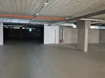 Pronájem garážového stání, Znojmo, Jarošova, 13 m2