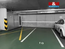 Pronájem garážového stání, Praha - Smíchov, Radlická, 13 m2