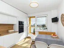 Prodej bytu 3+1, Praha - Letňany, Křivoklátská, 68 m2