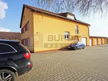 Pronájem kanceláře, Neratovice, 514 m2