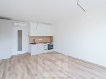 Pronájem bytu 1+kk, Praha - Hloubětín, Poděbradská, 32 m2
