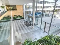 Pronájem obchodního prostoru, Praha, Na hřebenech II, 630 m2