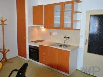 Pronájem bytu 1+kk, Jihlava, Benešova, 37 m2