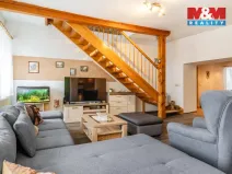 Prodej rodinného domu, Doksy, náměstí Republiky, 235 m2