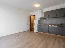 Pronájem bytu 2+kk, Praha - Prosek, Čakovická, 43 m2