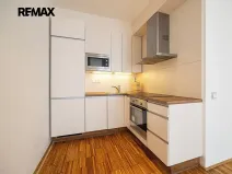 Pronájem bytu 2+kk, Praha - Karlín, Rohanské nábřeží, 73 m2