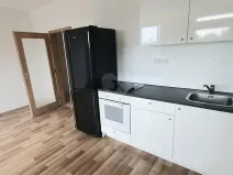 Pronájem bytu 1+kk, Praha - Uhříněves, Oty Bubeníčka, 31 m2