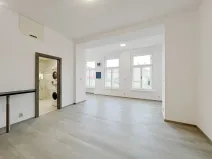 Pronájem bytu 2+kk, Praha - Karlín, Prvního pluku, 69 m2