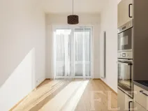 Pronájem bytu 1+kk, Praha - Hostavice, Českobrodská, 36 m2