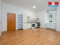 Pronájem bytu 1+kk, Praha - Vysočany, Spojovací, 35 m2