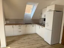 Pronájem bytu 2+1, Hradec Králové, Velké náměstí, 100 m2