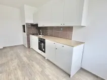 Pronájem bytu 3+1, Ústí nad Labem - Krásné Březno, V Oblouku, 72 m2