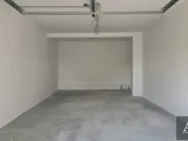 Pronájem garážového stání, Újezdec, 43 m2