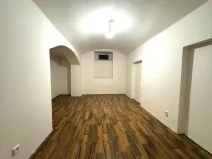 Pronájem kanceláře, Praha - Strašnice, Saratovská, 110 m2