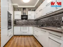 Prodej rodinného domu, Veltrusy, Lomená, 118 m2