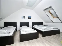 Prodej ubytování, Hlohovec, K zámečku, 144 m2