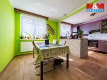 Prodej rodinného domu, Kvášňovice, 214 m2