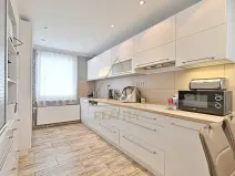 Prodej rodinného domu, Hřebeč, nám. Draha, 150 m2