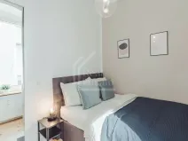 Pronájem bytu 2+kk, Praha, Pernerova, 59 m2