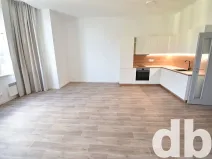 Pronájem bytu 3+kk, Karlovy Vary, Táborská, 80 m2
