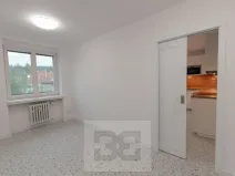 Pronájem bytu 2+kk, Praha - Dejvice, náměstí Bořislavka, 39 m2