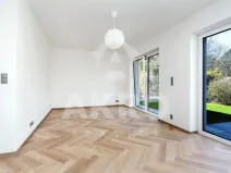 Prodej bytu 4+kk, Praha - Klánovice, Holekova, 158 m2