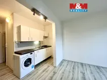 Pronájem bytu 1+kk, Zlín, Bratří Jaroňků, 28 m2