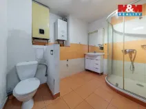 Prodej bytu 3+1, Karlovy Vary - Dvory, Lipová, 62 m2