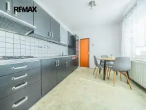 Prodej bytu 3+1, Ledce, 71 m2