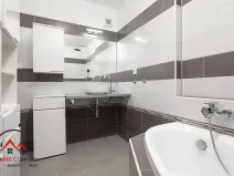 Pronájem bytu 3+1, Krnov, Dvořákův okruh, 85 m2