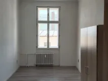Pronájem pokoje, Olomouc, Horní náměstí, 70 m2