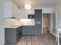 Pronájem bytu 1+kk, Praha - Strašnice, Zvěřinova, 38 m2