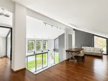 Prodej rodinného domu, Mukařov, 339 m2