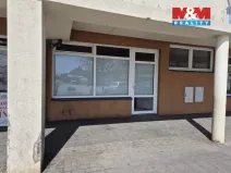 Pronájem obchodního prostoru, Oslavany, náměstí 13. prosince, 28 m2
