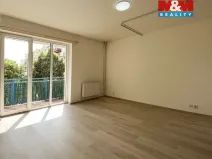 Pronájem bytu 1+kk, Plzeň - Doubravka, Moravská, 44 m2