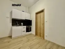 Pronájem bytu 2+kk, Plzeň, Klatovská třída, 50 m2