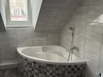 Pronájem bytu 2+1, Karlovy Vary, Moskevská, 60 m2