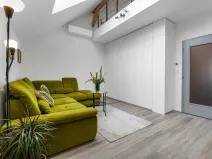 Prodej bytu 1+kk, Praha - Karlín, Peckova, 77 m2