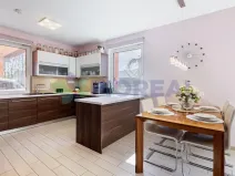 Prodej rodinného domu, Strančice, V Zátiší, 202 m2